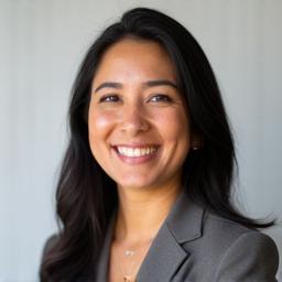 Portrait of Maria Garcia, Community Manager at Capital Digital México.